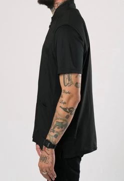 BARBER STRONG - The Barber Vest - Black -Care Product Shop 30 1800x1800 91150.1579683666