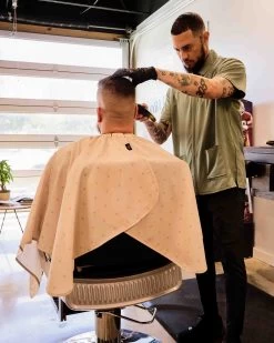 BARBER STRONG - The Barber Cape - Barber Shield Khaki -Care Product Shop BSC17 KHAKI6 19708.1679356169