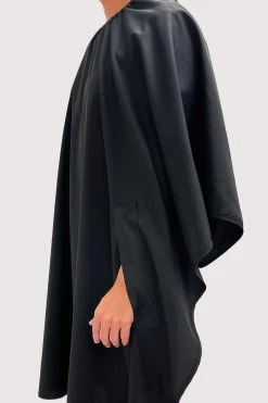 BARBER STRONG - The Hands-Free Barber Cape - Solid Black 14 BARBER STRONG - The Hands-Free Barber Cape - Solid Black -Care Product Shop DETAIL 3 1800x1800.png 14037.1629688081