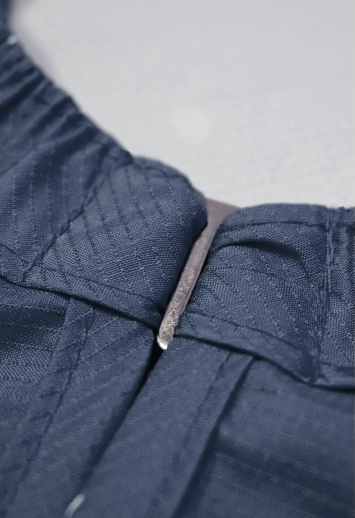 BARBER STRONG - The Barber Cape - Barber Shield Blue 7 BARBER STRONG - The Barber Cape - Barber Shield Blue - Image 5