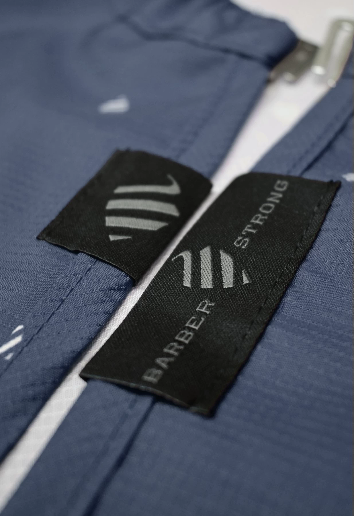 BARBER STRONG - The Barber Cape - Barber Shield Blue 6 BARBER STRONG - The Barber Cape - Barber Shield Blue - Image 4