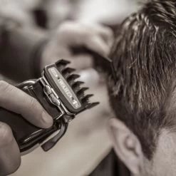 WAHL - Premium Cutting Guides - 3 Pack -Care Product Shop WA3354 5001 Lifestyle 1 Website Image 93218.1628649591