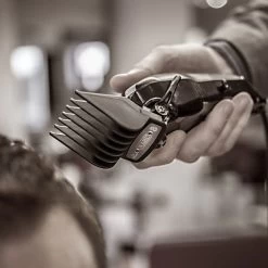 WAHL - Premium Cutting Guides - 3 Pack -Care Product Shop WA3354 5001 Lifestyle Website Image 81126.1628649572